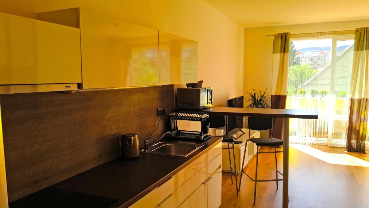 Apartmány Wolkerova Banská Bystrica - Housity