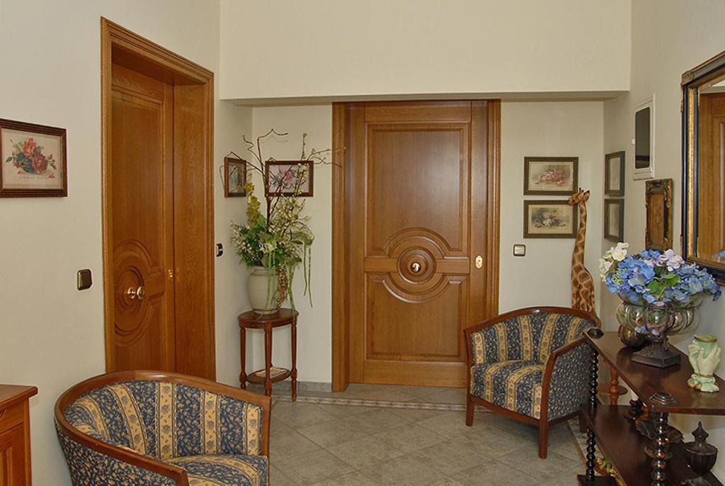 Villa Elegant - Housity