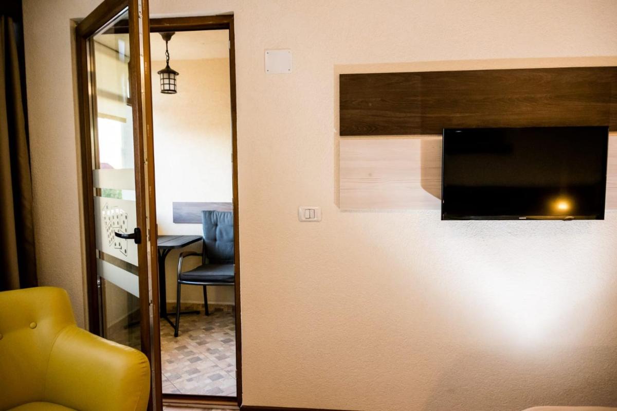 Domino Residence - Housity