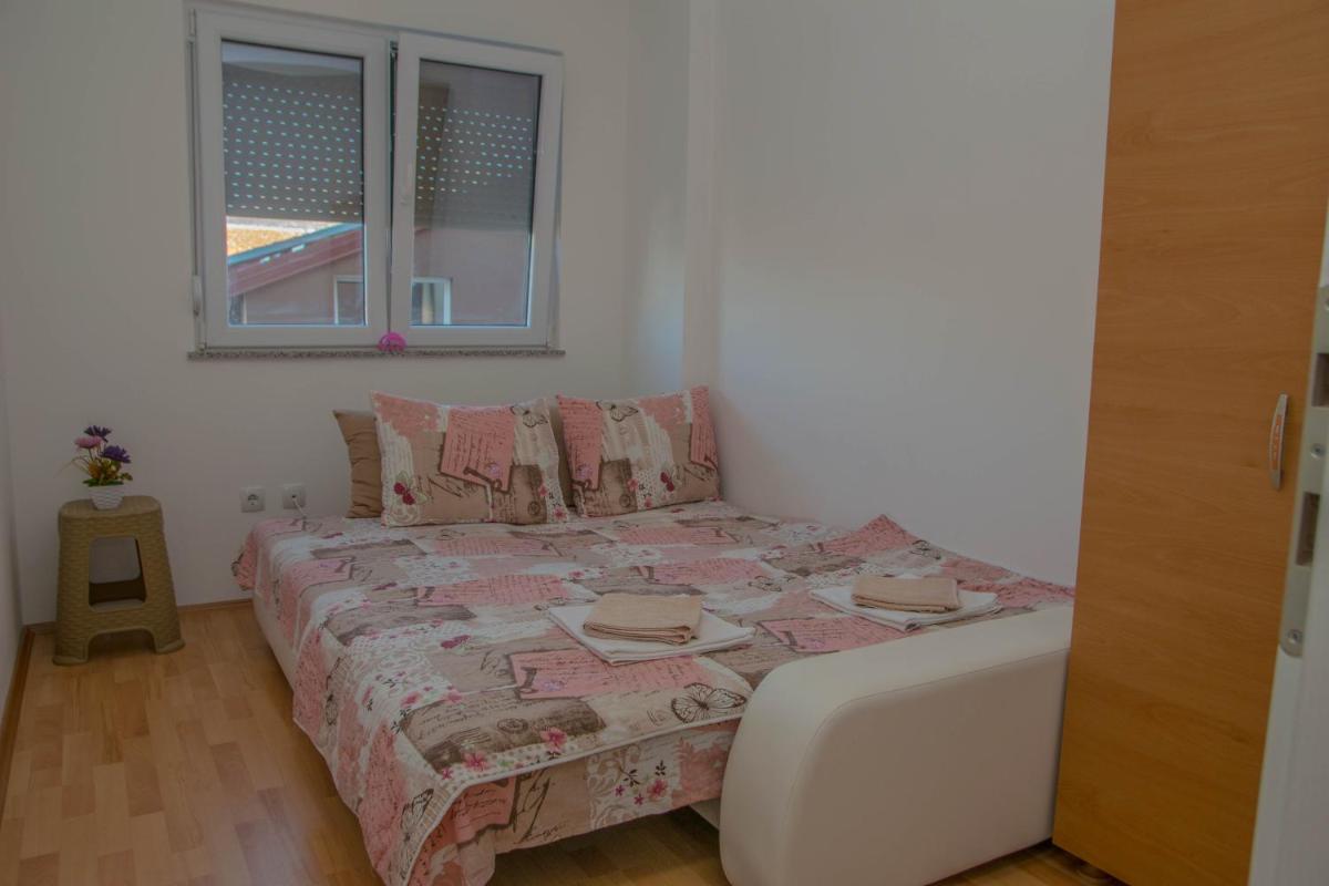 Apartment Germanoski - Housity