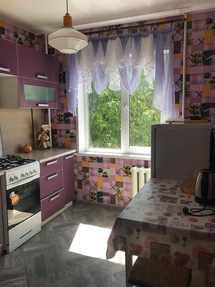 Suitetrails - Apartment on Pushkina