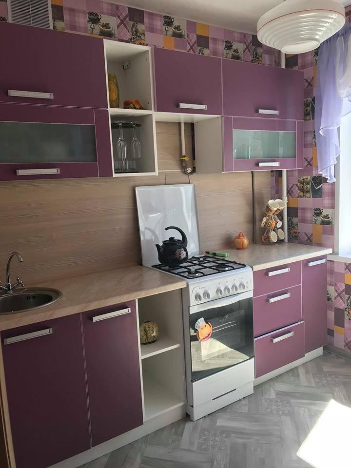 Suitetrails - Apartment on Pushkina