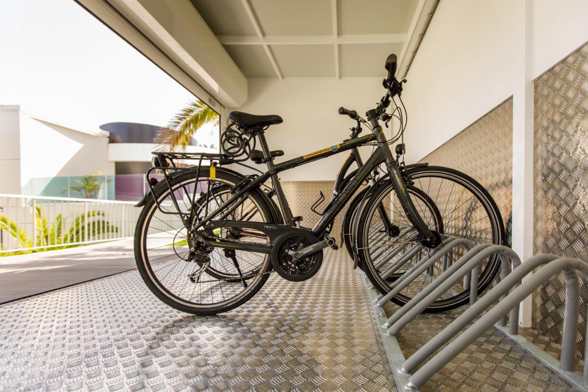 Montar en bicicleta en Santa Monica Suites Hotel o alrededores