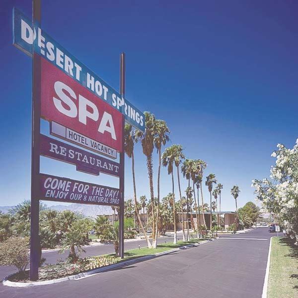 Desert Hot Springs Spa Hotel - Housity