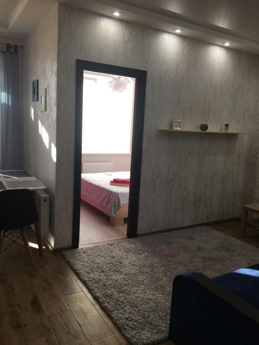 Апартаменты в 3км аэропорта Киев - Housity