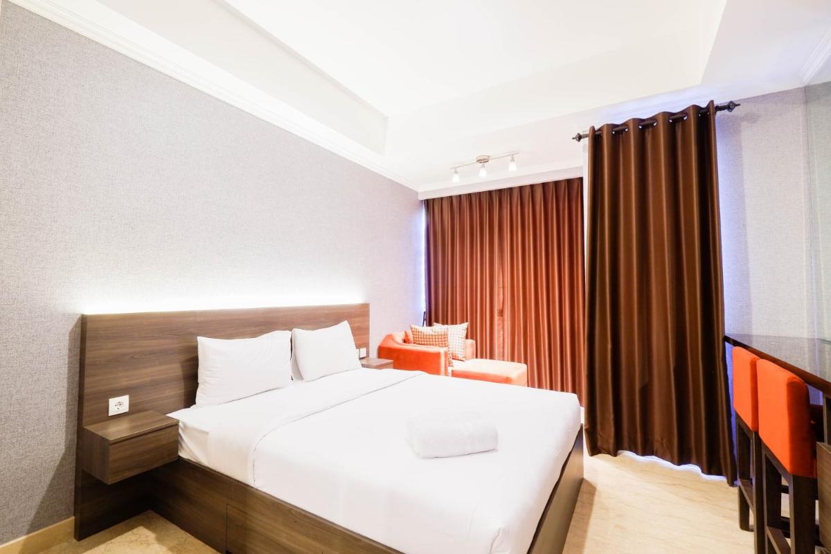 Luxurious Studio Room At Menteng Park Apartment by Travelio - Housity