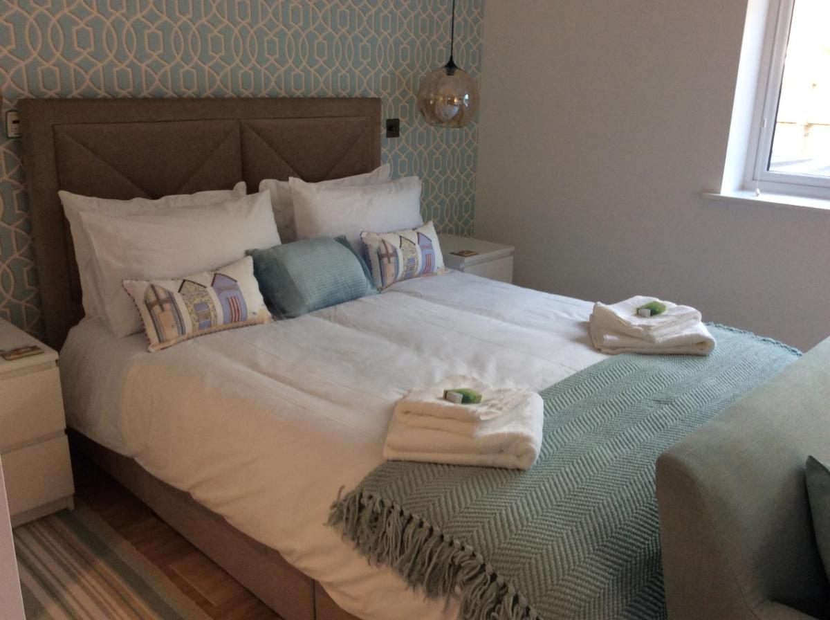 Cliff Top Studio - Housity