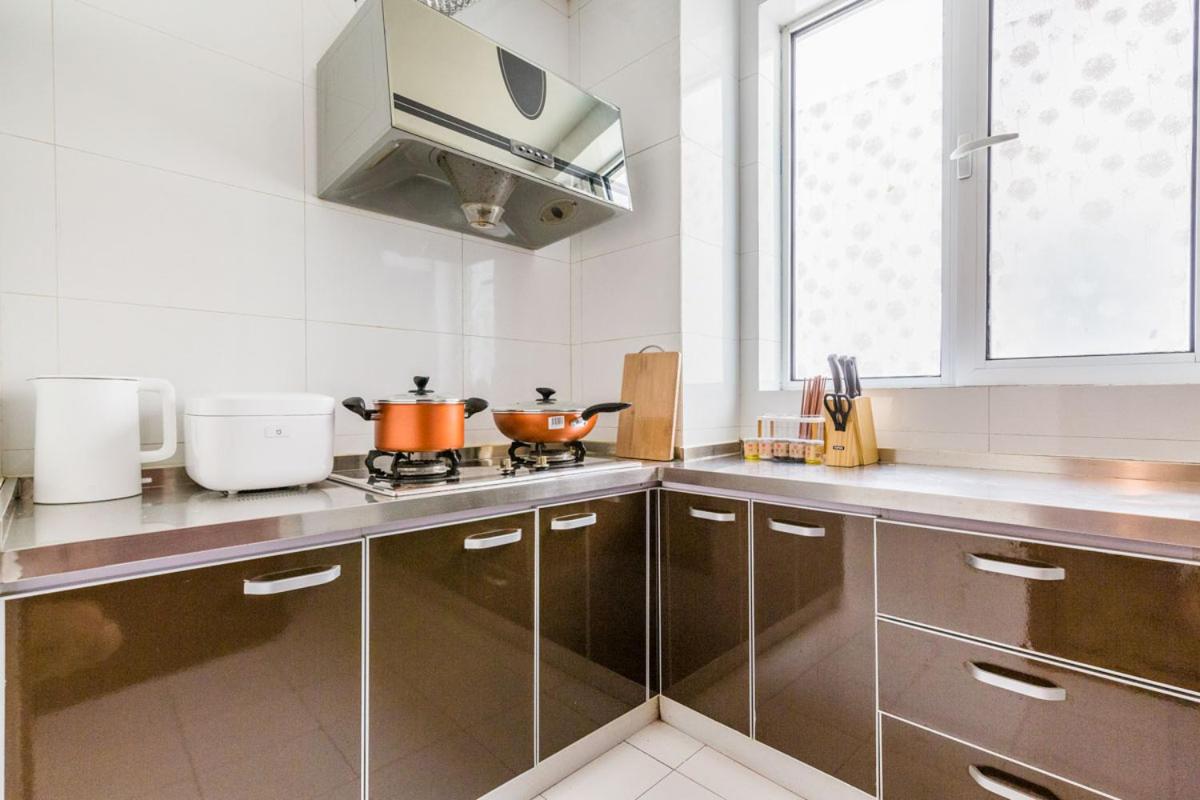 Qingdao Shinan·Wusi Square· Locals Apartment 00170990 - Housity