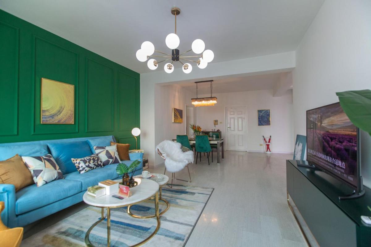 Wuhan Wuchang·Wuchang River Beach· Locals Apartment 00139250 - Housity