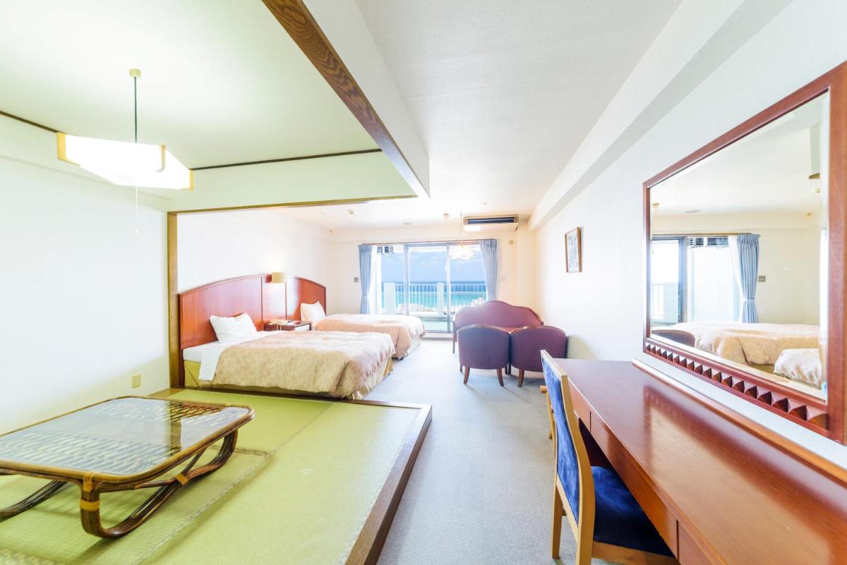 Kanehide Onna Marine View Palace - Housity