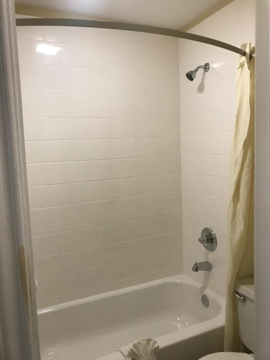 Navasota Inn - Housity