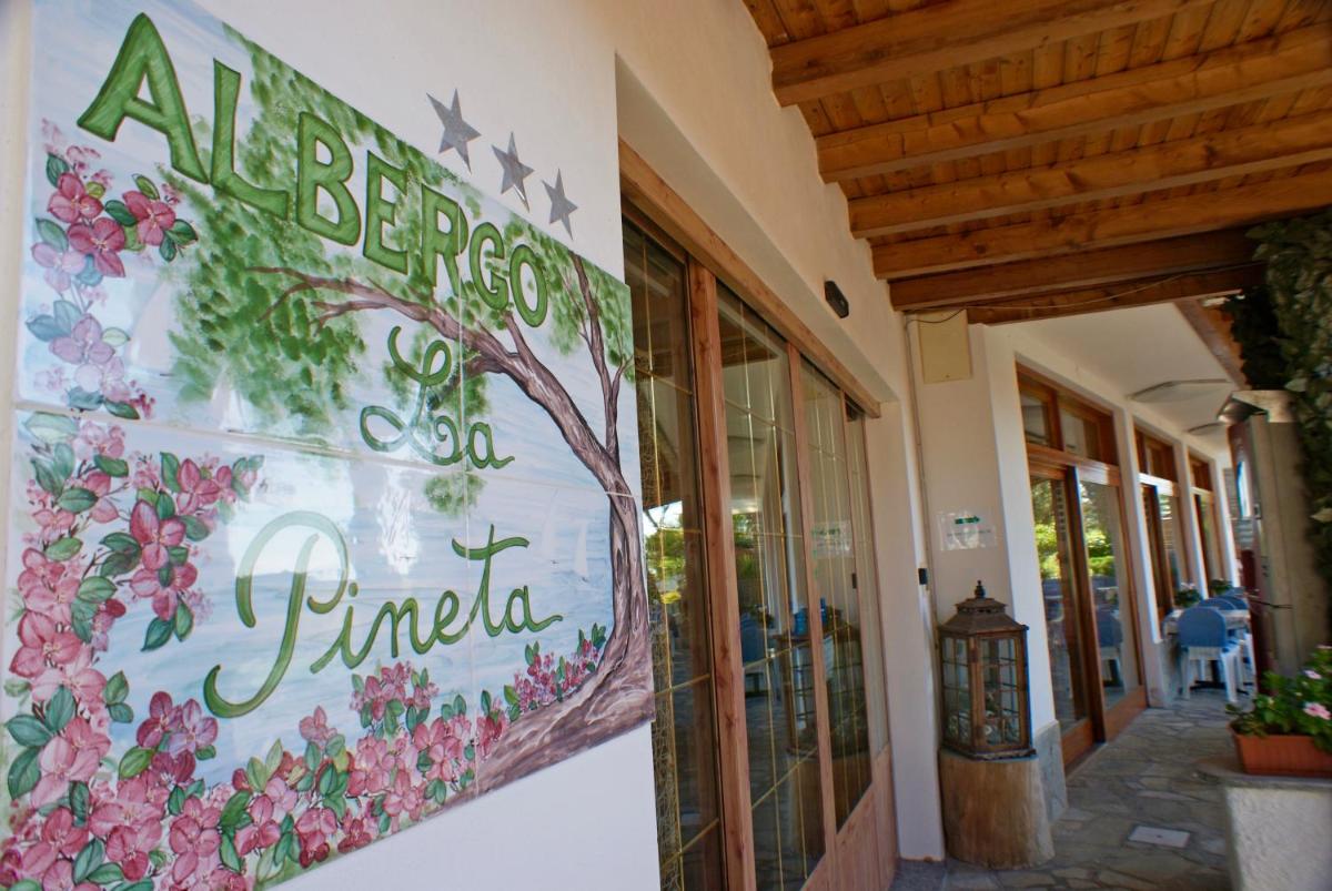 Albergo La Pineta - Housity