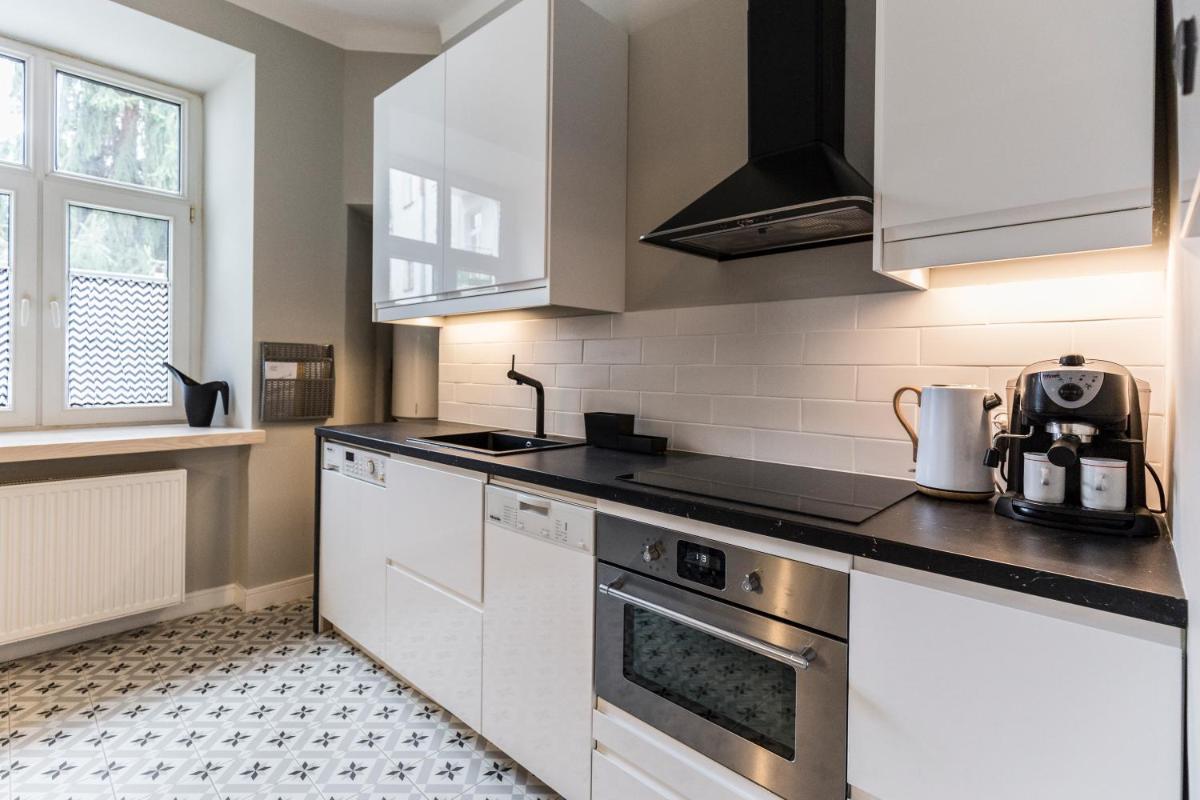 #VisitLublin Clock Tower Apartment Radziszewskiego - Hizvo