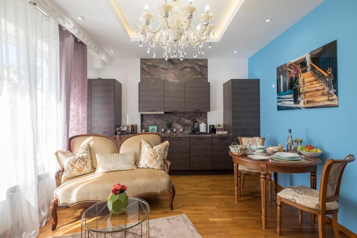 Parliament Sofia - Top Center Luxury Apartment - Housity