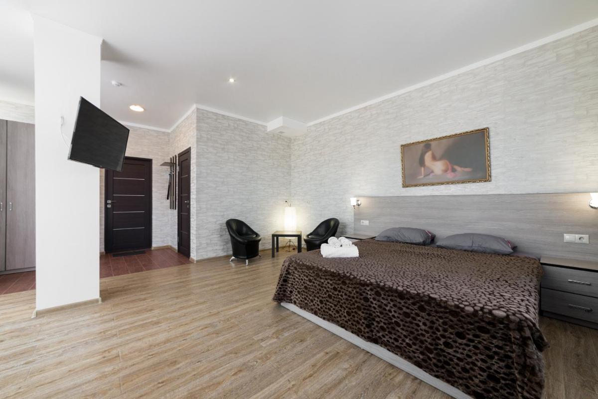 Hotel Lotos - Housity