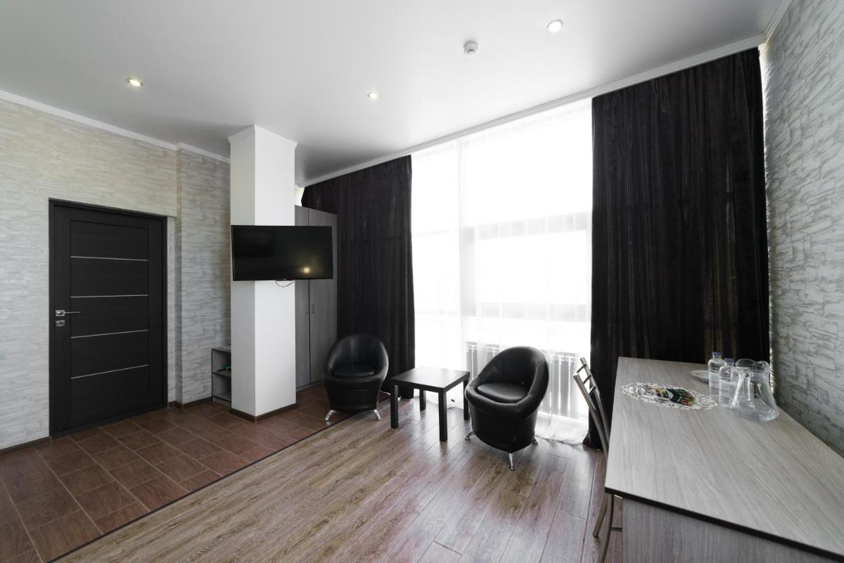 Hotel Lotos - Housity