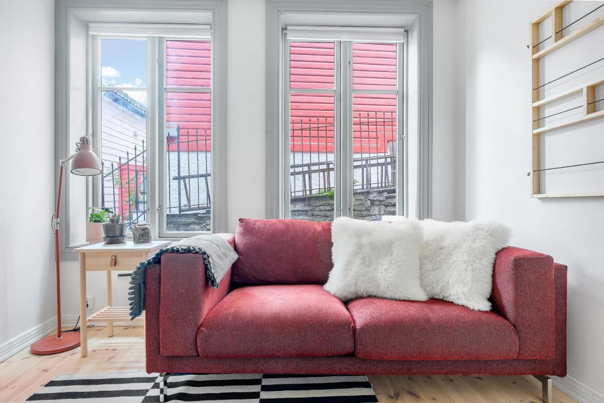 LO Apartments - Housity
