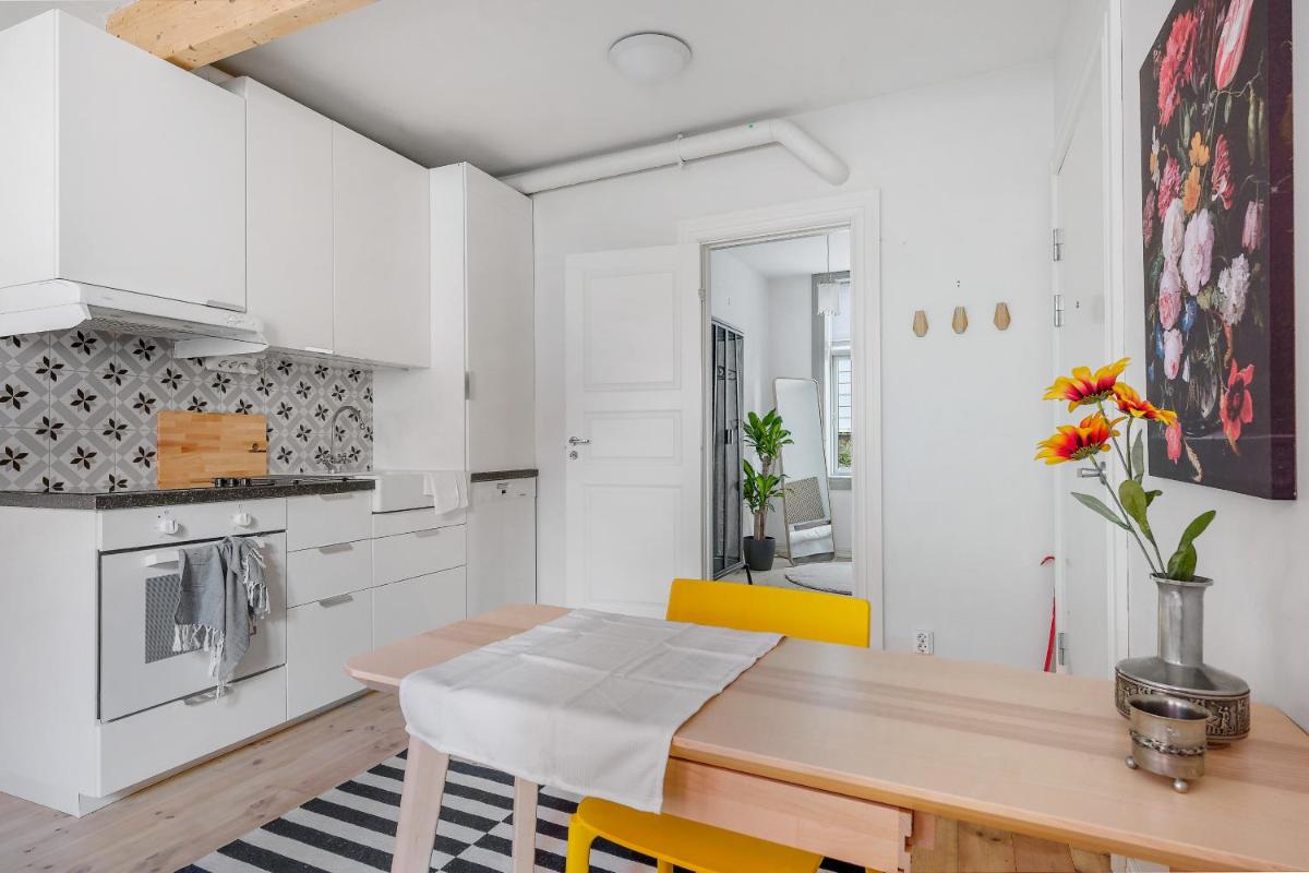 LO Apartments - Housity