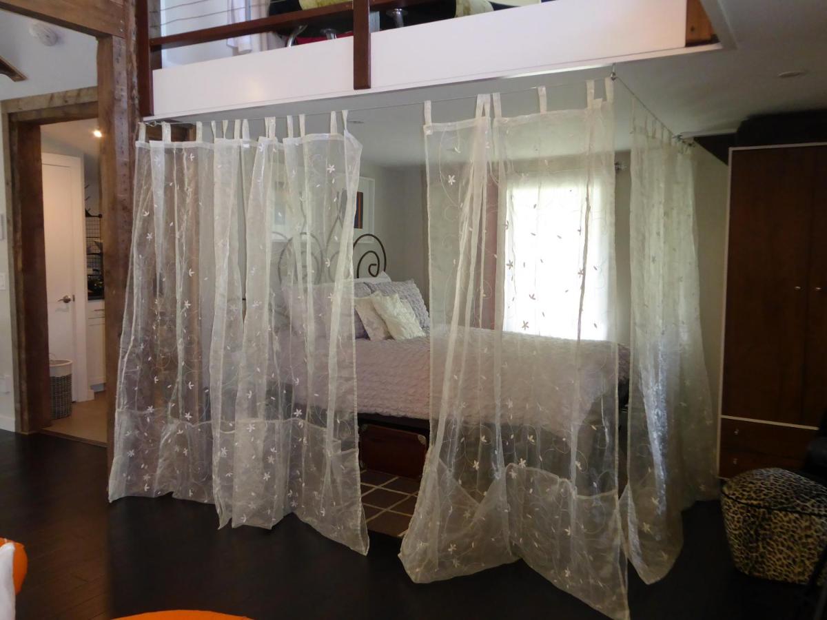 Romantic, Magical Cottage in Catskills nr Woodstock - Housity