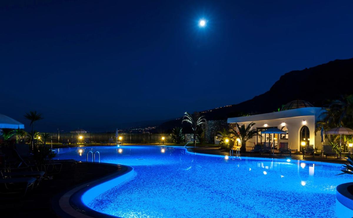 Piscina en o cerca de Luz Del Mar