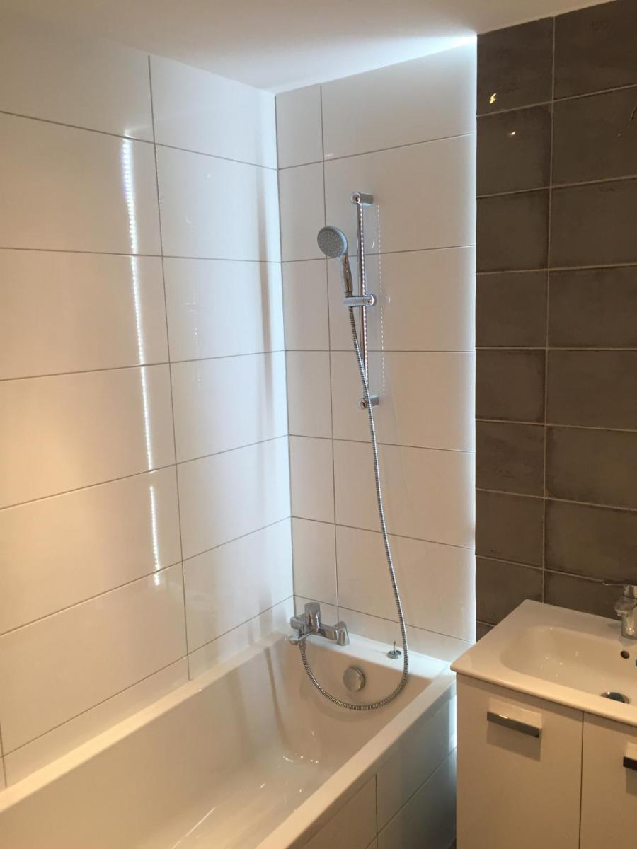 B&W Ruska Apartment - Housity