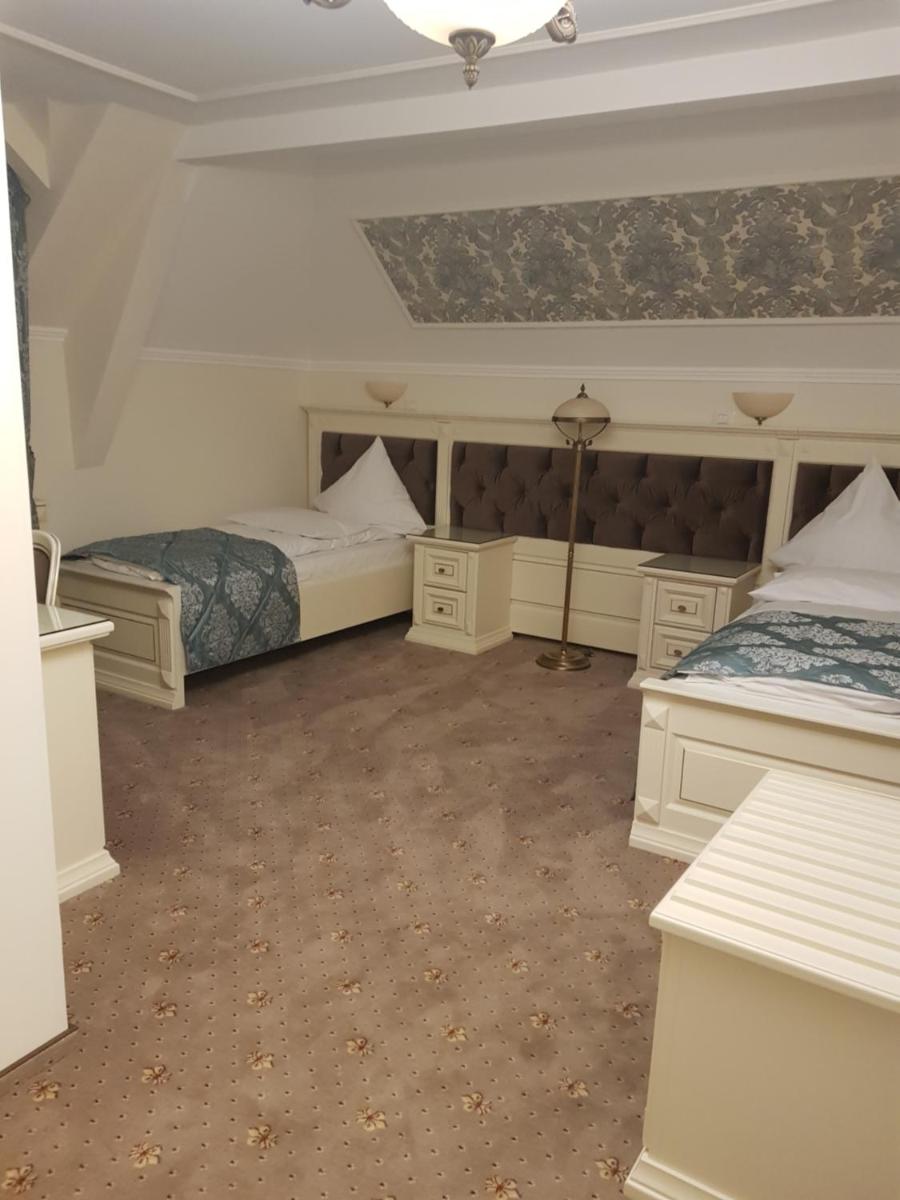 Vila Turistica Tosca Regal - Housity