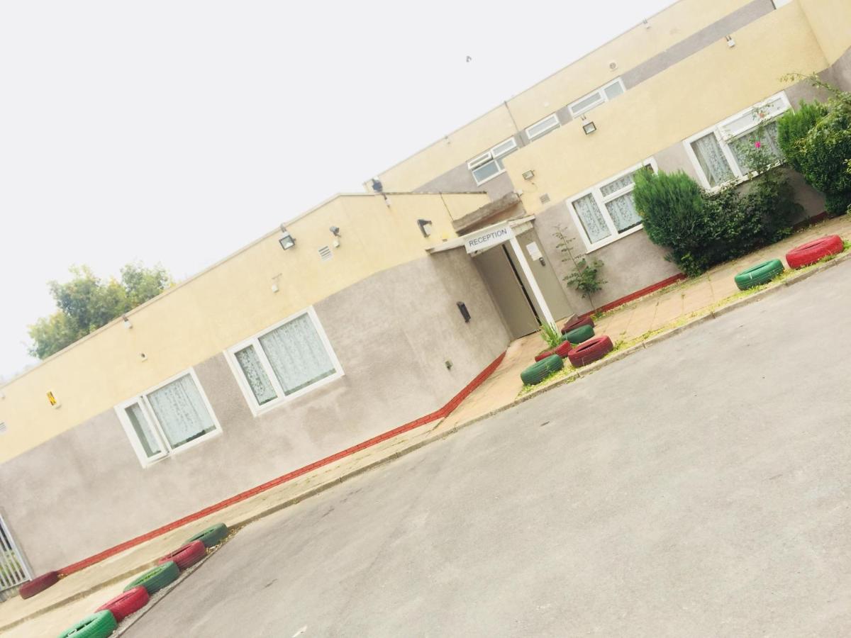 Prime Lodge - Housity