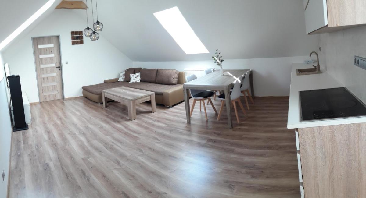 Apartmán ZA-KA 1 ubytování Litovel - Housity