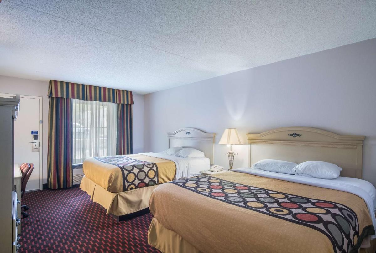 Motel 6-London, KY - Housity