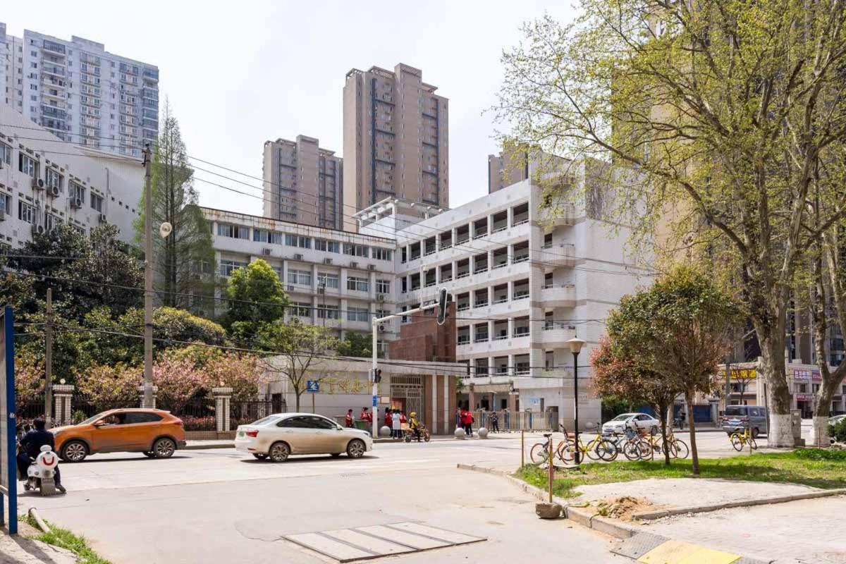 Wuhan Wuchang·Star City· Locals Apartment 00146540 - Housity