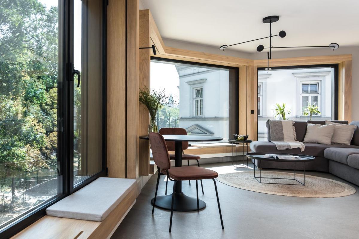 Academia Apartments - Housity