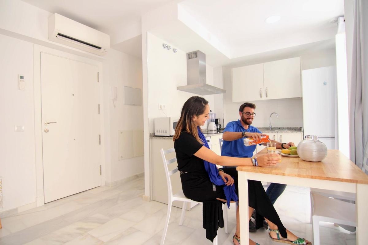 Apartamento GRACIA by Cadiz4Rentals - Housity