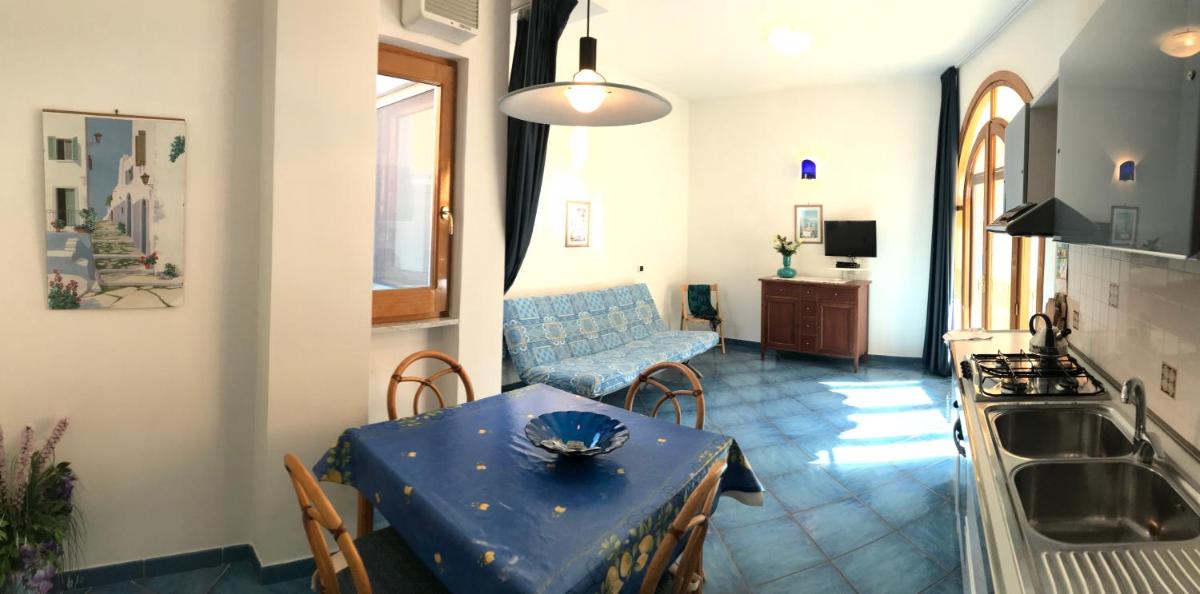 Antica Porta Residence, in the center of Ravello, 3 min walk within Villa Rufolo and the main Square - Housity