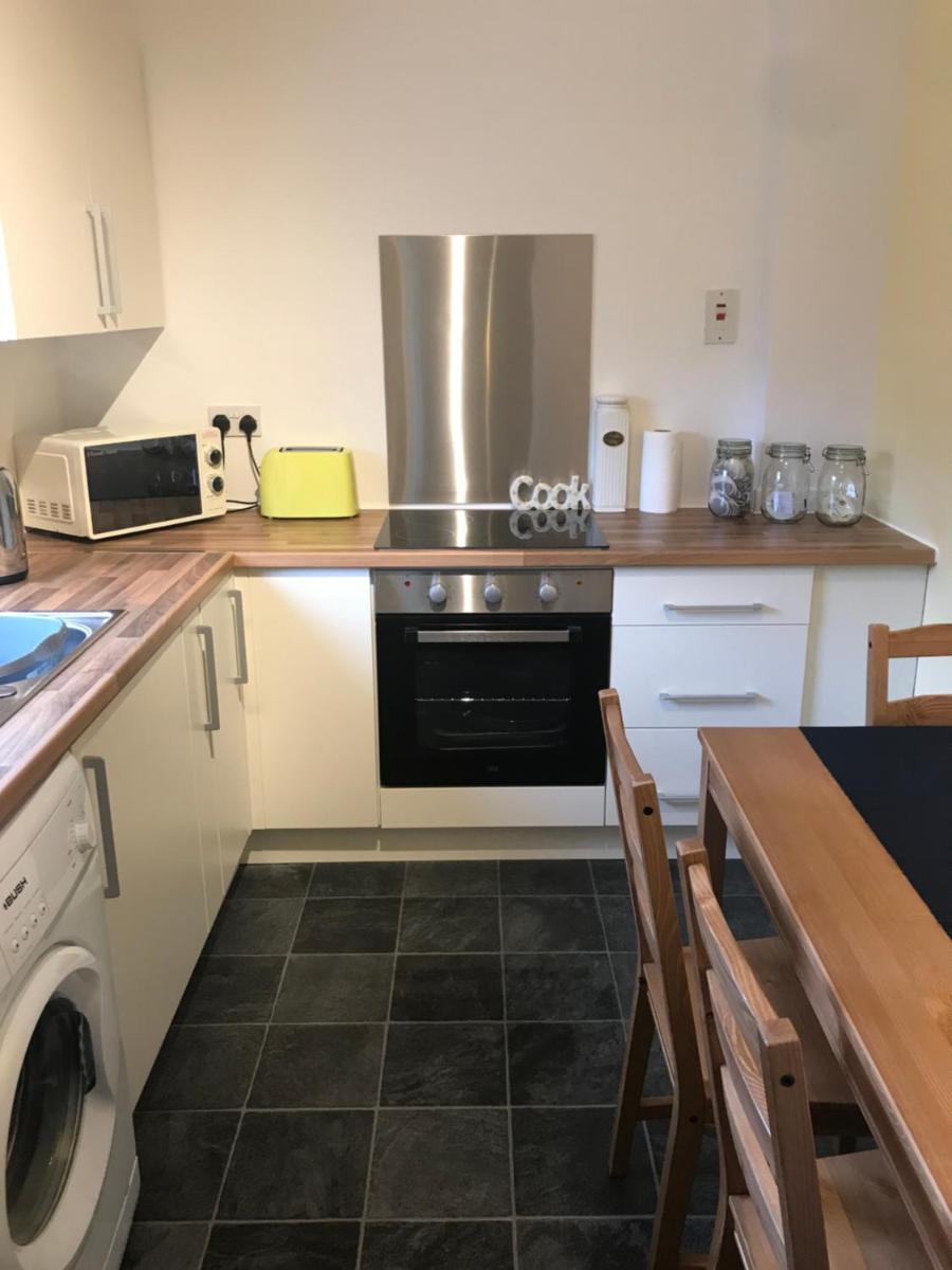 30 Morison Avenue - Housity