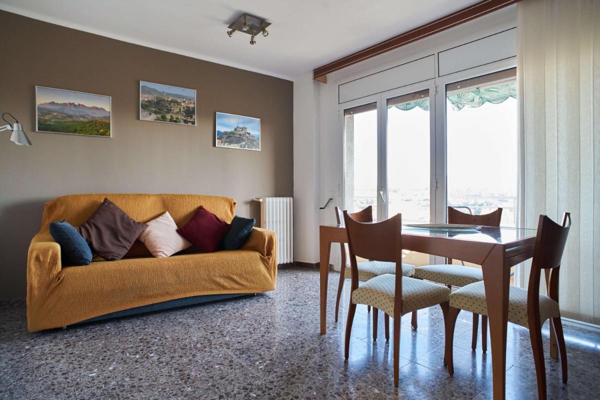 Manresa Apartamentos Turísticos - Housity