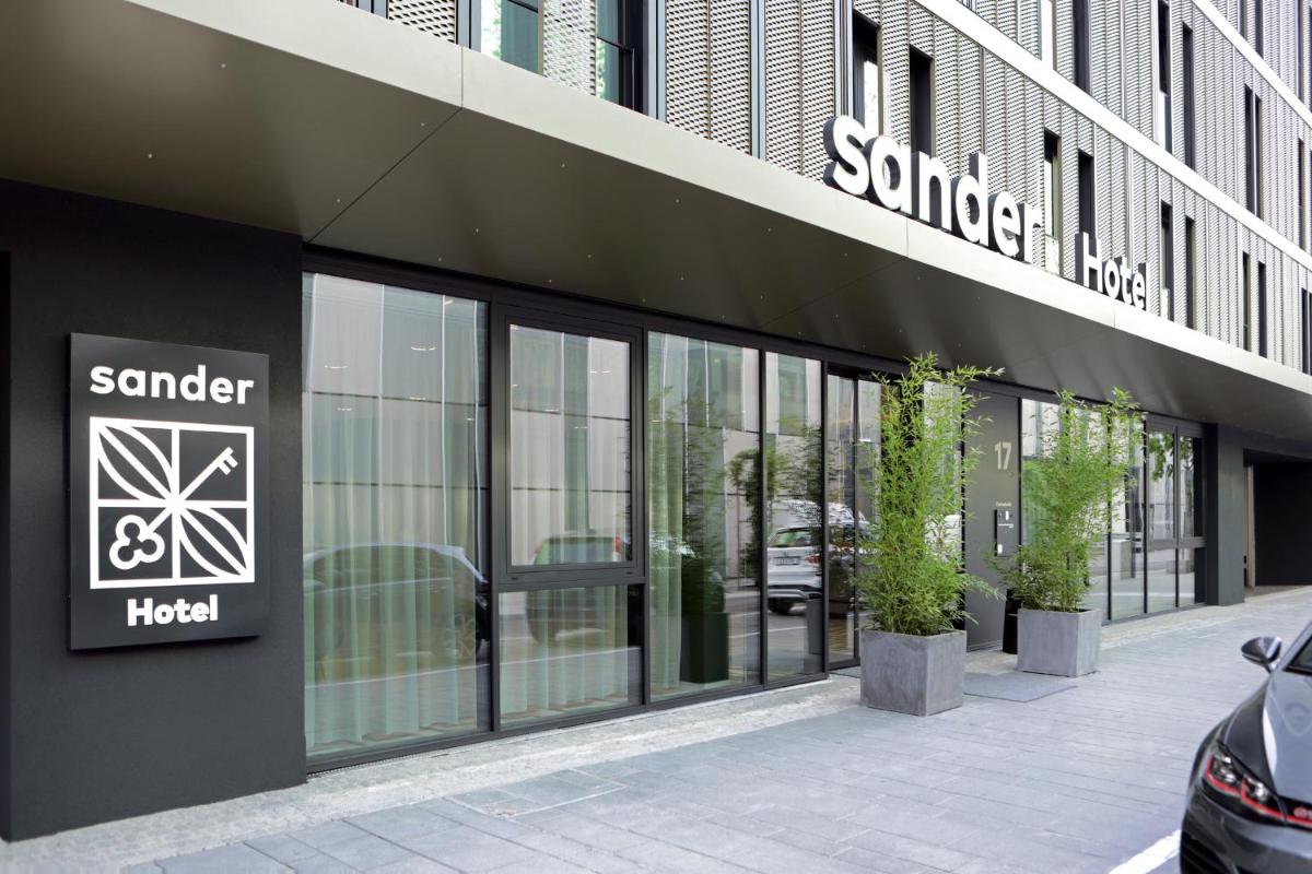 sander Hotel - Housity