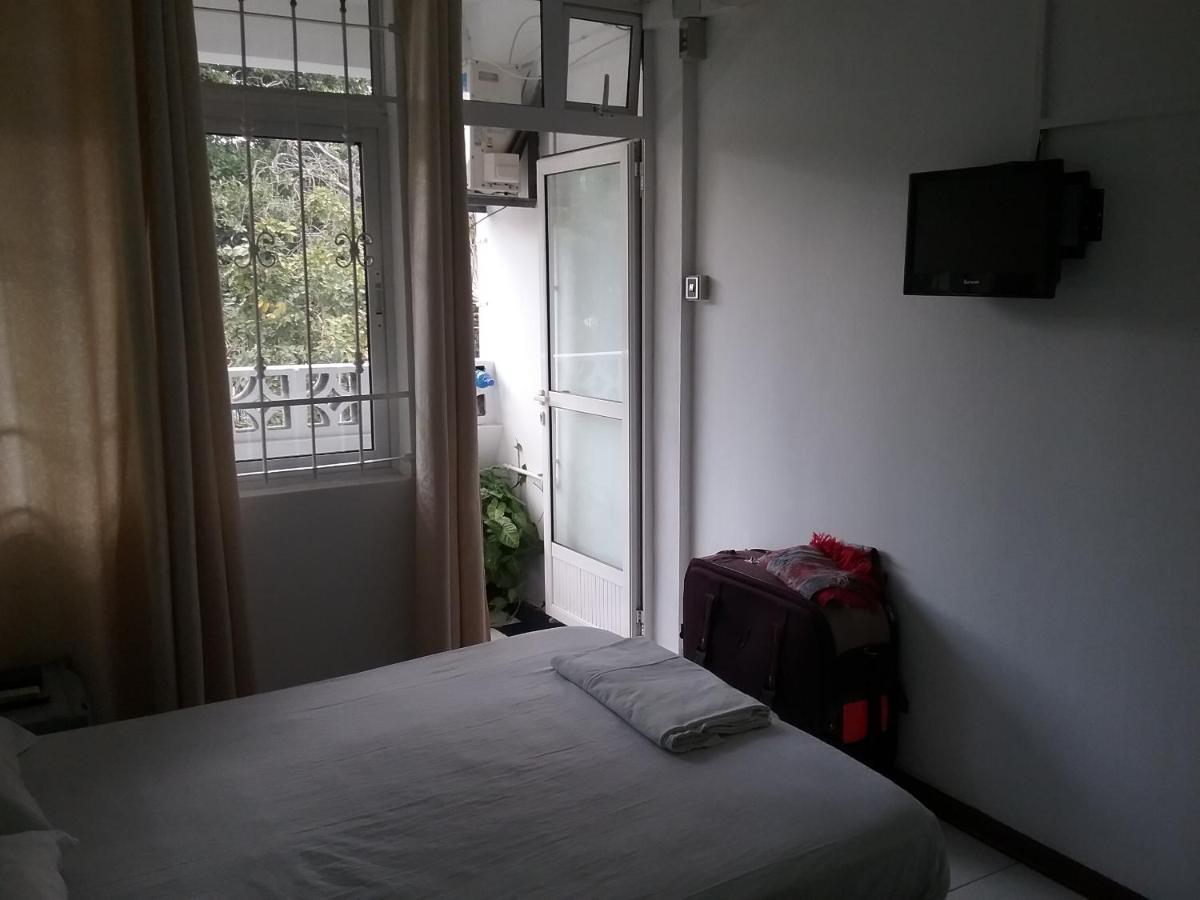La Plaine Verte Guesthouse - Housity