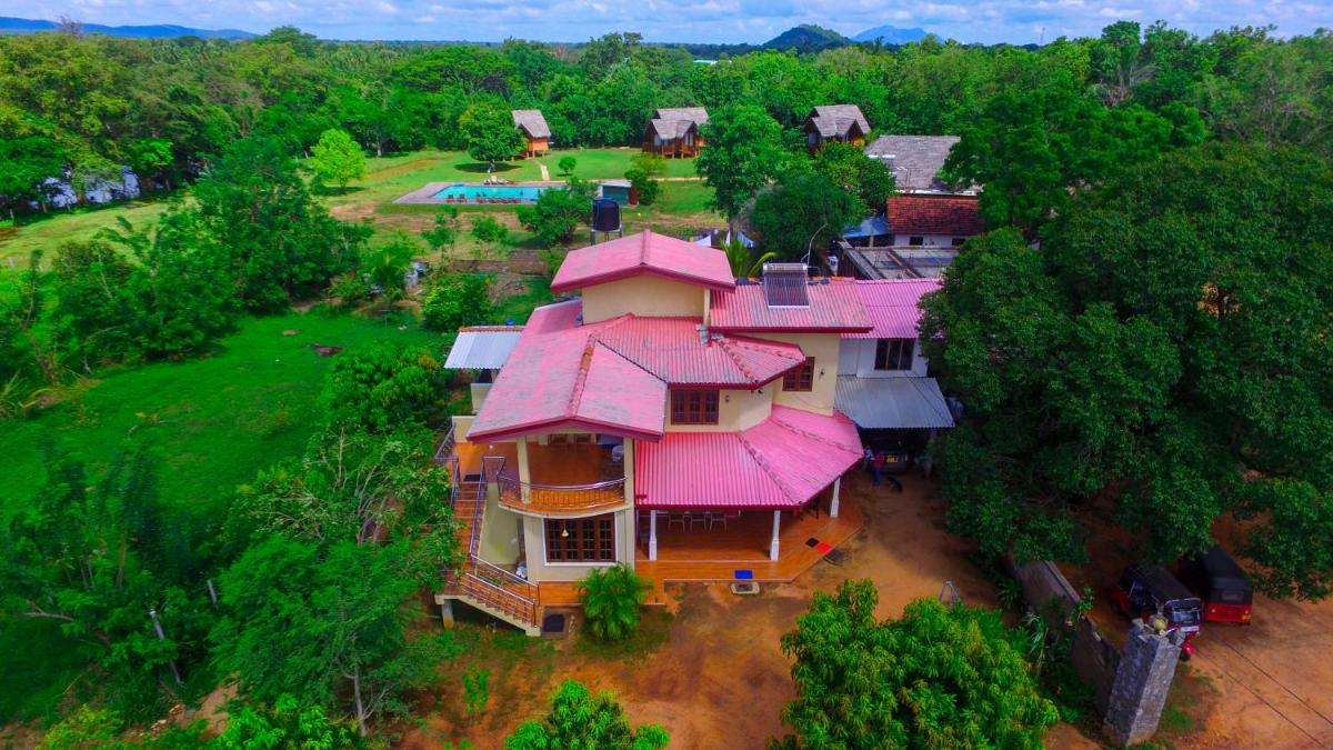 Sigiriya Peacock Homestay - Housity