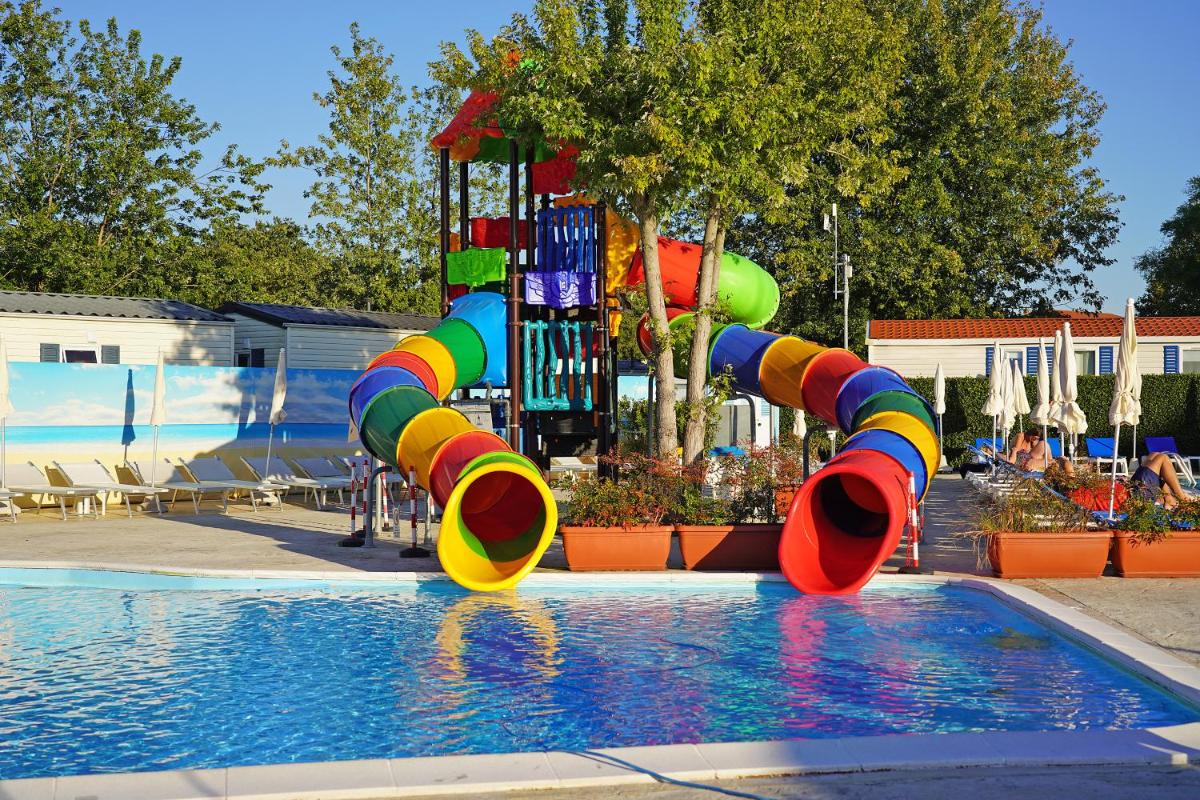 Camping Village Butterfly - Housity