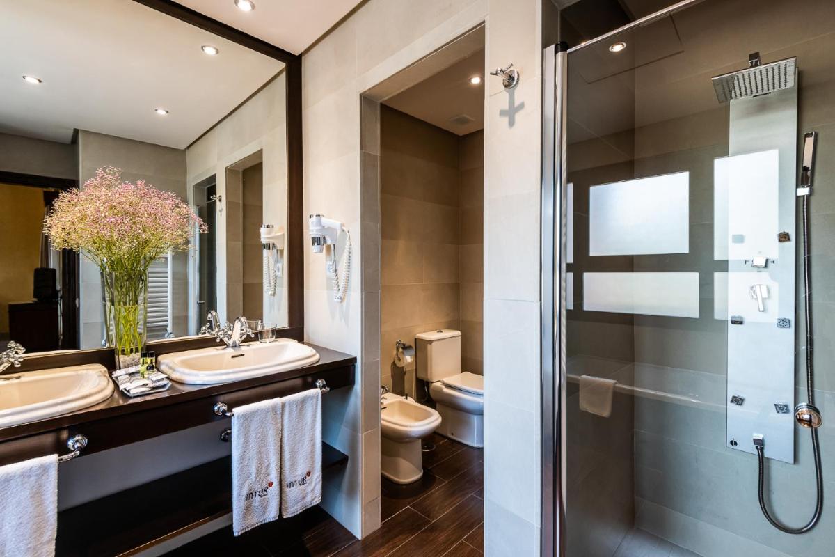 Un baño de Intelier Airén