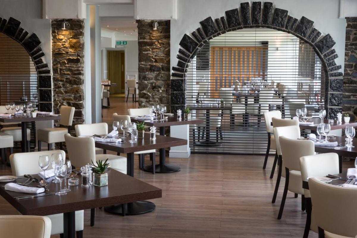 Sandy Cove Hotel - Housity