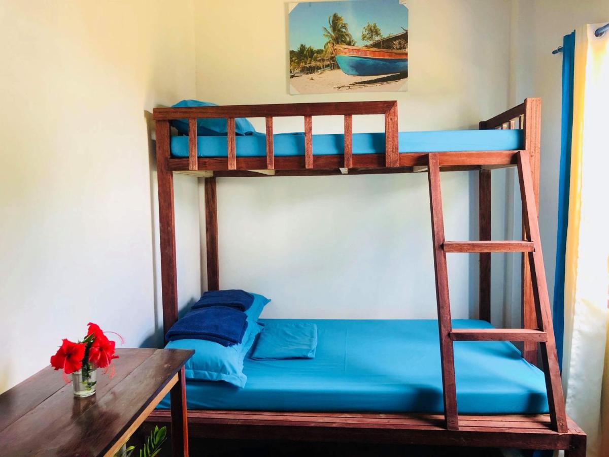 Suitetrails - Tres Islas Hostel