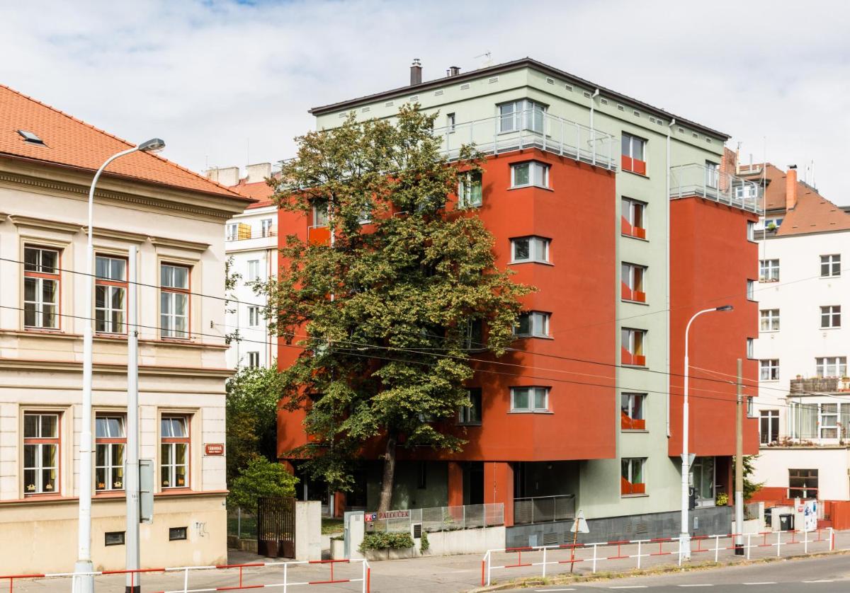 Penzion Palouček - Housity