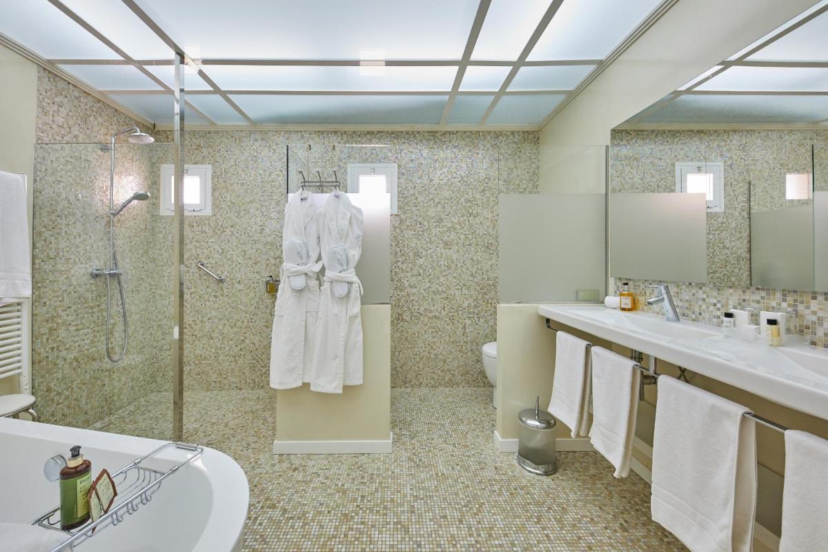 Un baño de Boutiquehotel El Coto