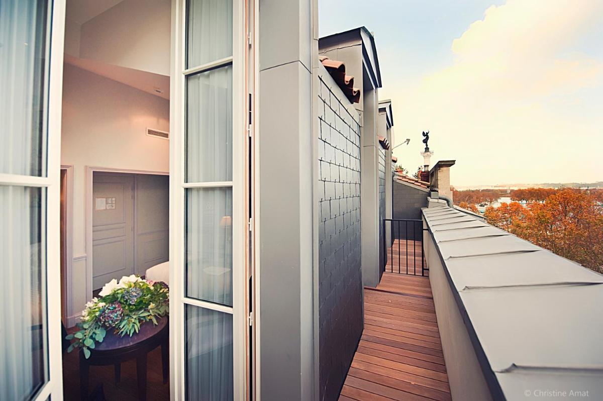 Balcon ou terrasse dans l'établissement Hôtel de Sèze & Spa Bordeaux Centre