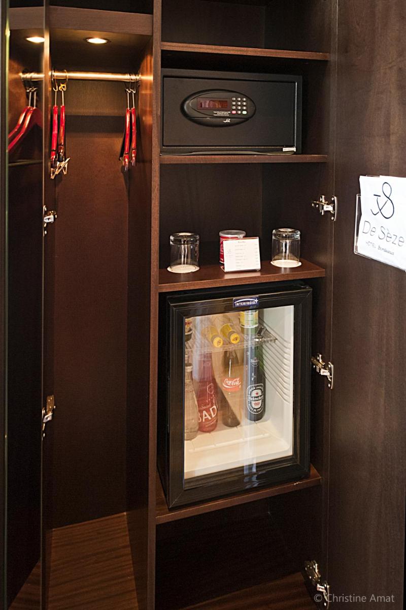 Cuisine ou kitchenette dans l'établissement Hôtel de Sèze & Spa Bordeaux Centre