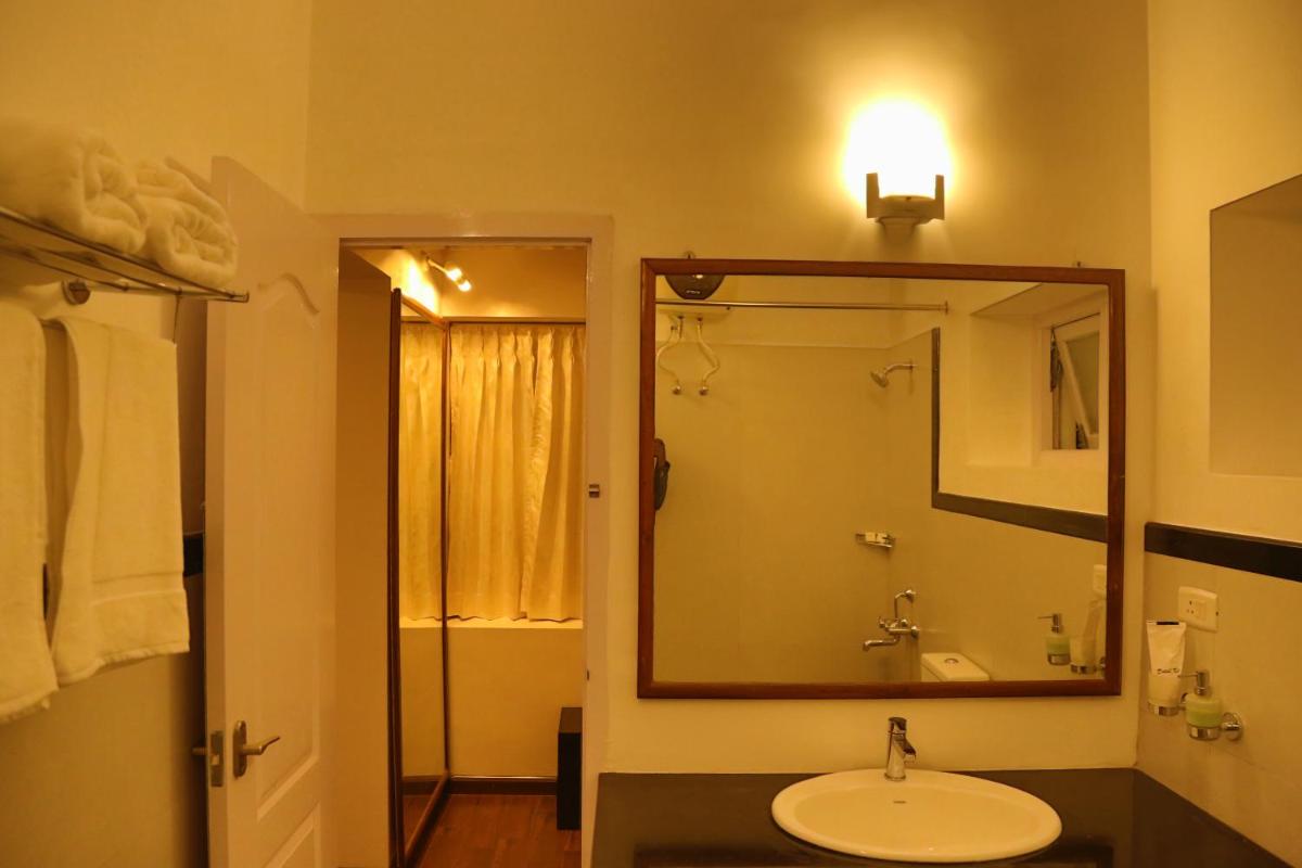 The Tamarillo - Housity