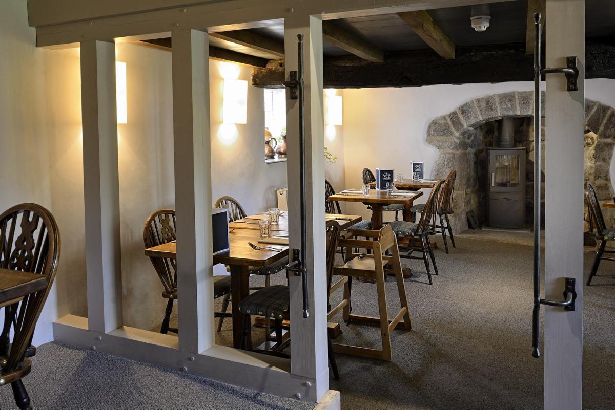 Eversfield Organic at The Ring of Bells Inn - Housity