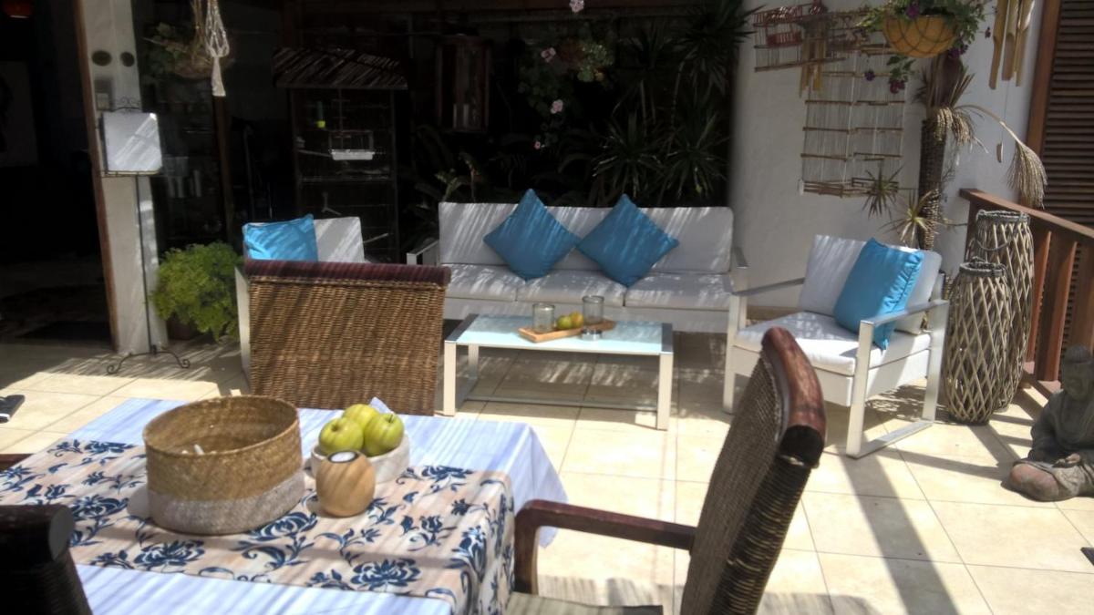 Zona de estar de Birdcage Gay Men Resort and Lifestyle Hotel