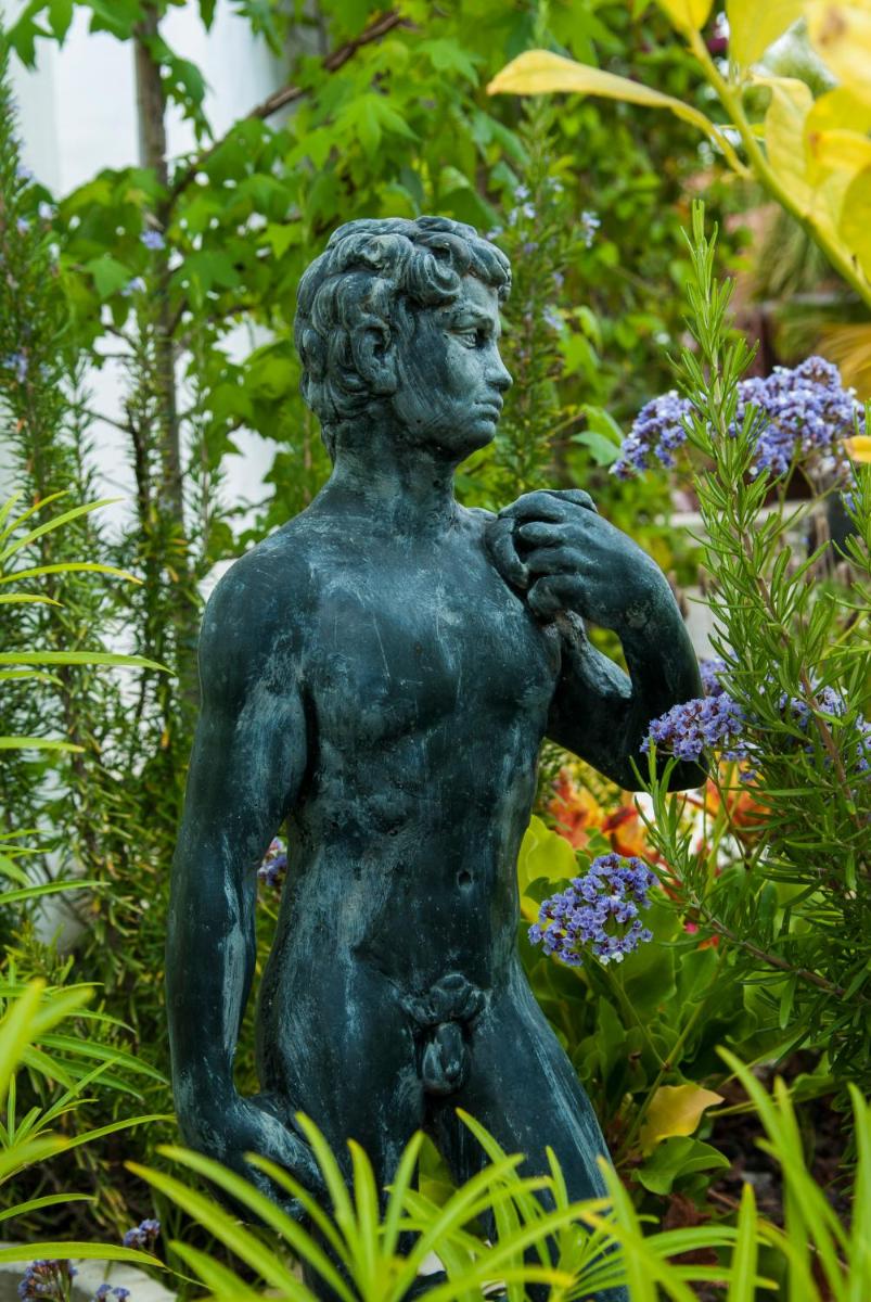 Jardín al aire libre en Birdcage Gay Men Resort and Lifestyle Hotel